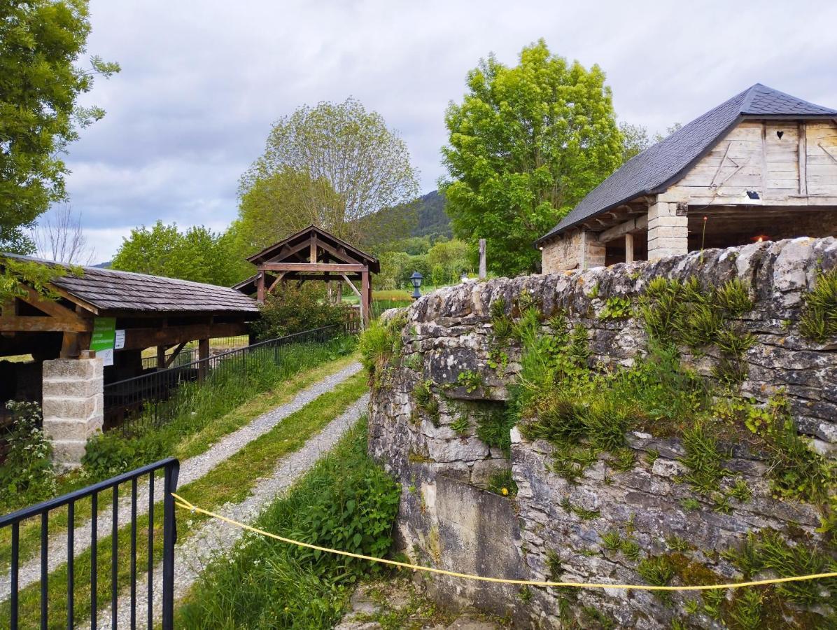 Chambres D'Hotes Le Moulin D'Auxillac La Canourgue Zimmer foto